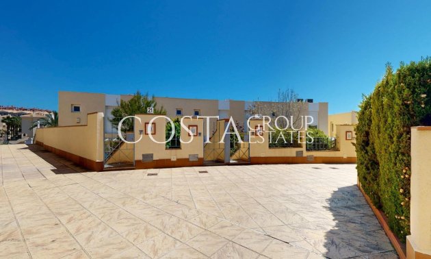 Resale - Apartments -
Orihuela - Campoamor