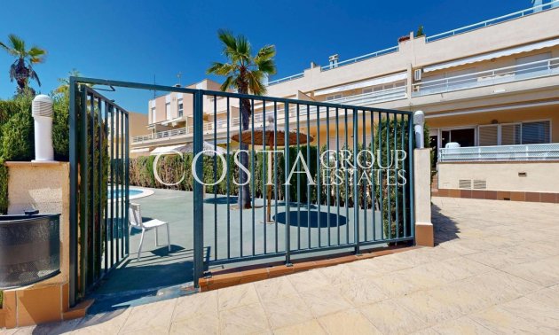 Resale - Apartments -
Orihuela - Campoamor