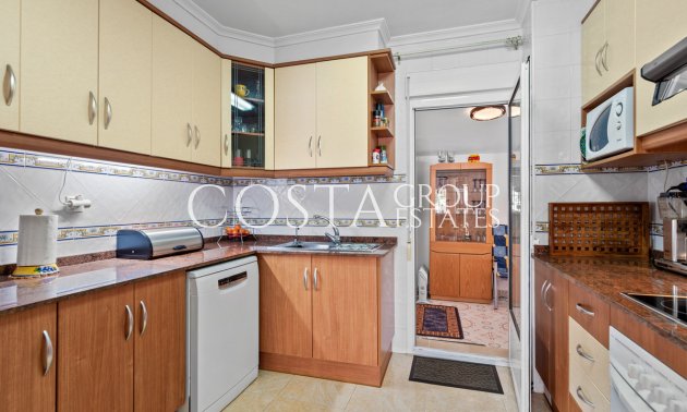 Resale - House -
Torrevieja - Torrevieja Centro