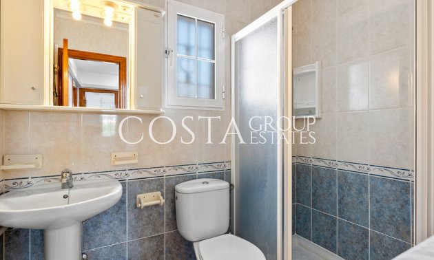 Resale - House -
Torrevieja - Torrevieja Centro