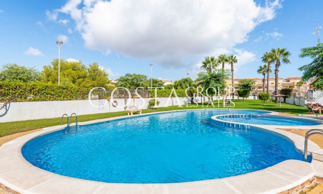 Resale - House -
Torrevieja - Torrevieja Centro