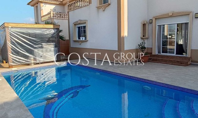 Revente - Villa -
Fortuna - El Reloj