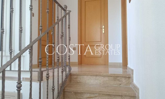 Revente - Villa -
Fortuna - El Reloj