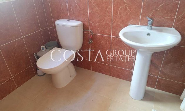 Revente - Villa -
Fortuna - El Reloj