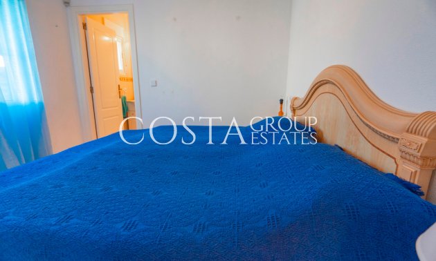 Revente - Villa -
Urbanización El Raso