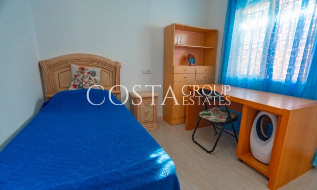 Revente - Villa -
Urbanización El Raso