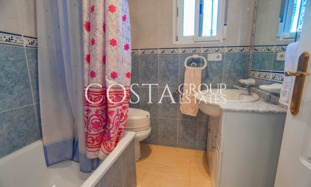 Revente - Villa -
Urbanización El Raso