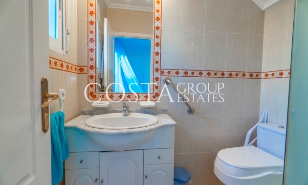 Revente - Villa -
Urbanización El Raso