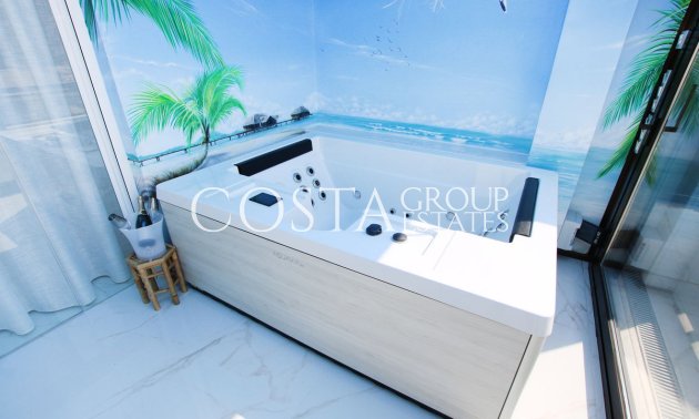 Herverkoop - Apartments -
Alicante City - Alicante City Centro