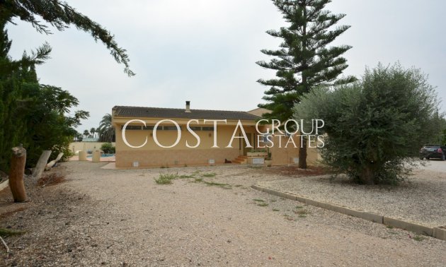 Revente - Villa -
Almoradí - Almoradi Centro