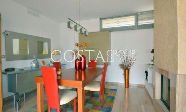 Revente - Villa -
Almoradí - Almoradi Centro