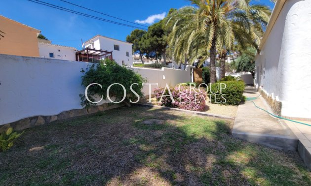 Resale - Villa -
Teulada - Moraira