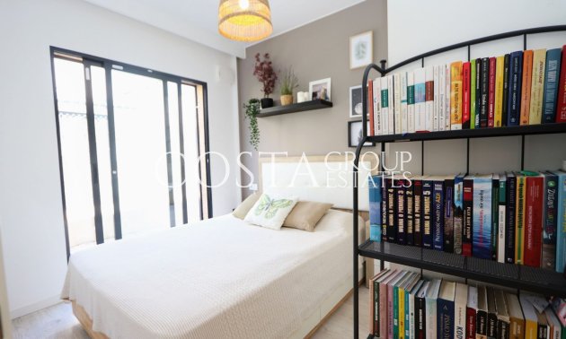 Odsprzedaż - Willa -
Orihuela - La Zenia