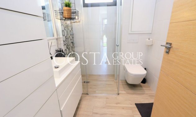 Odsprzedaż - Willa -
Orihuela - La Zenia