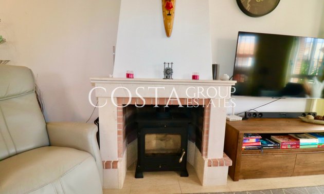 Revente - Villa -
Urbanización El Raso