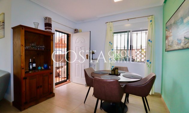 Revente - Villa -
Urbanización El Raso