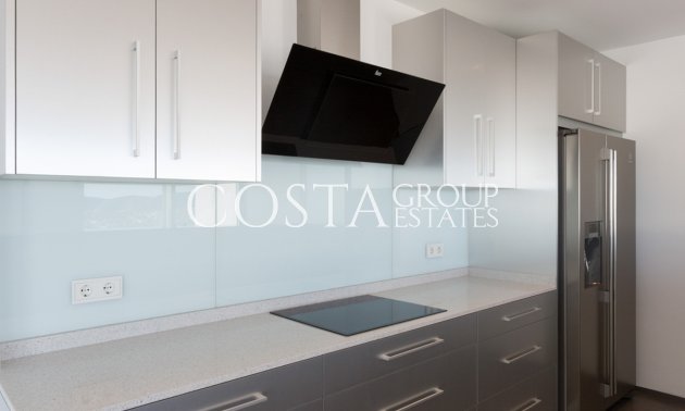 Resale - Villa -
Teulada - Moraira