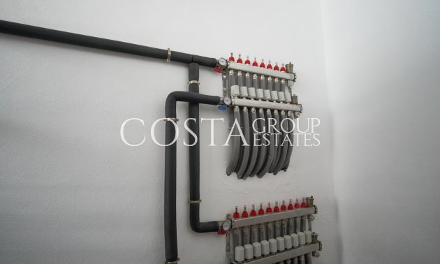 Resale - Villa -
Teulada - Moraira