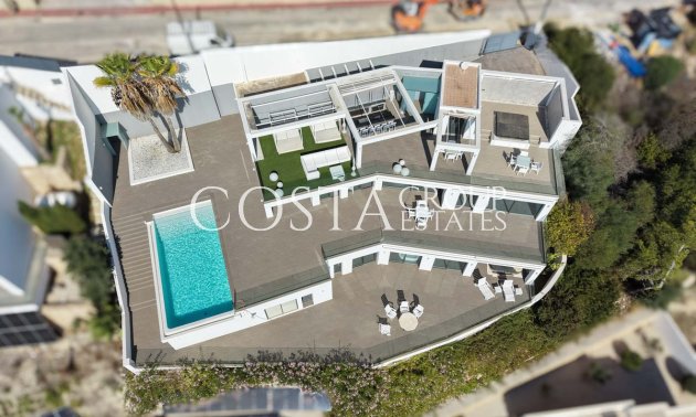 Resale - Villa -
Teulada - Moraira