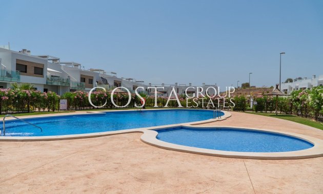 Nowy budynek - Dom -
Orihuela - Vistabella Golf