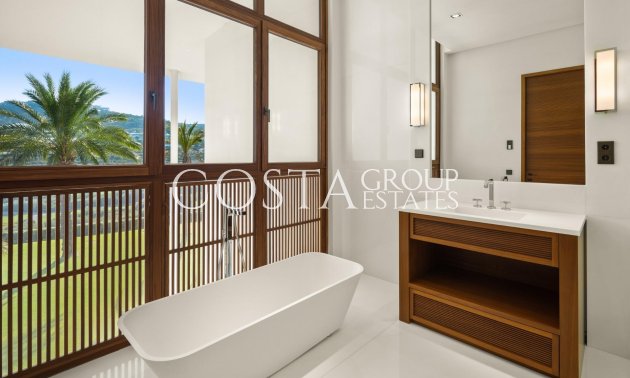 New Build - Villa -
Casares - Pedregales