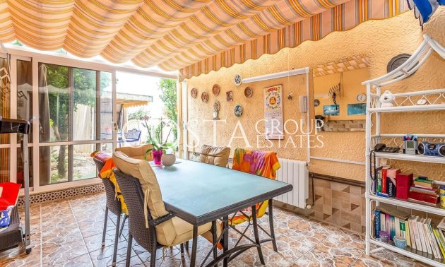 Revente - Maison -
Orihuela - Orihuela Costa