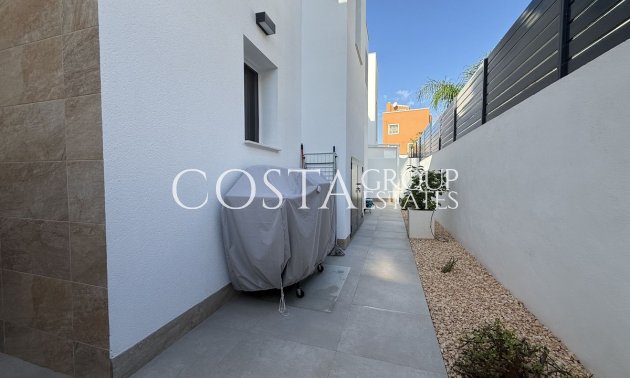 Herverkoop - Villa -
Los Montesinos - Los Montesinos Centro