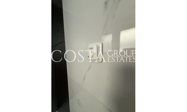 Herverkoop - Villa -
Los Montesinos - Los Montesinos Centro