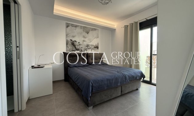 Herverkoop - Villa -
Los Montesinos - Los Montesinos Centro