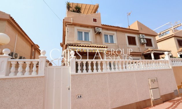 Revente - Villa -
Torrevieja - Torrevieja Centro