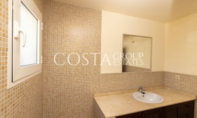 Nowy budynek - Willa -
Fuente Álamo - Las Palas