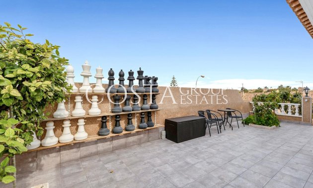 Herverkoop - Villa -
Torrevieja - Torrevieja Centro