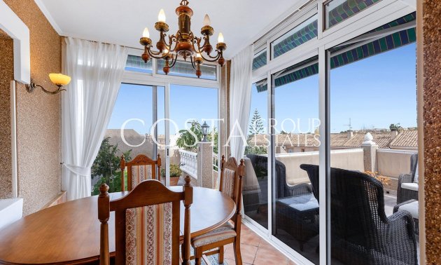 Herverkoop - Villa -
Torrevieja - Torrevieja Centro