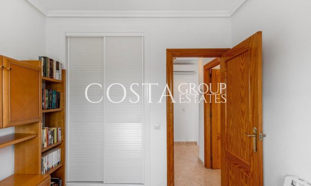 Herverkoop - Villa -
Torrevieja - Torrevieja Centro