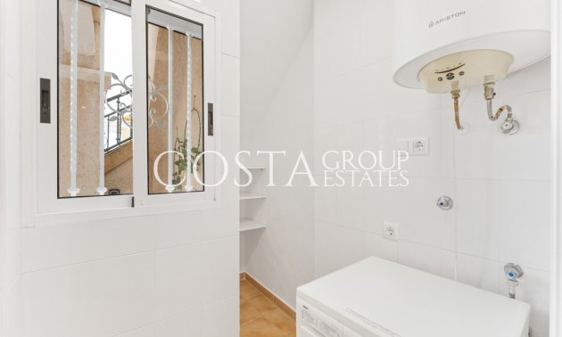 Odsprzedaż - Dom -
Orihuela - Villamartin