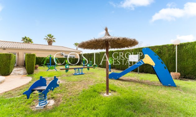 Odsprzedaż - Dom -
Orihuela - Villamartin