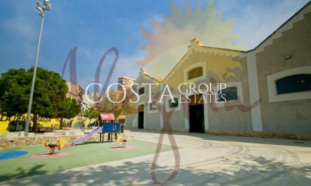 Herverkoop - Apartments -
Alicante - Alicante Centro