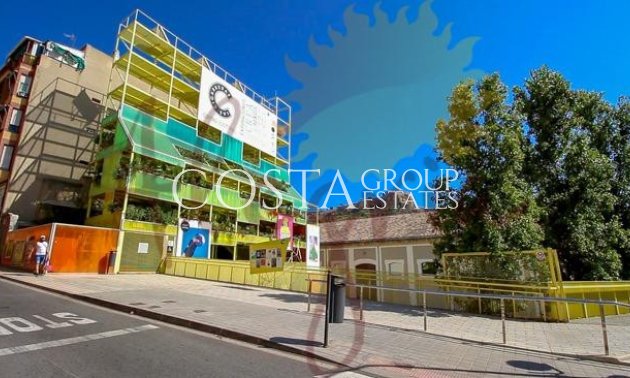 Herverkoop - Apartments -
Alicante - Alicante Centro