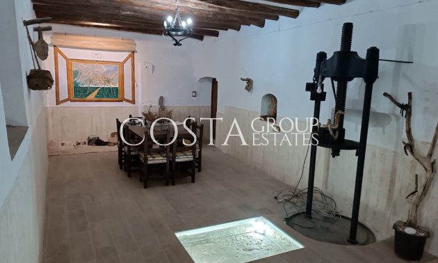 Odsprzedaż - Willa -
Yecla - Yecla Centro