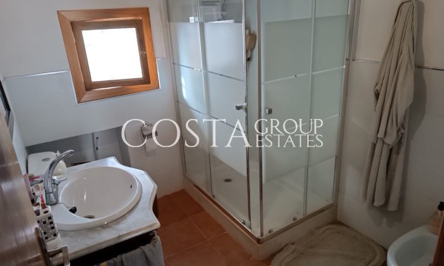 Odsprzedaż - Willa -
Yecla - Yecla Centro