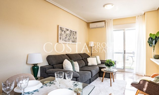 Odsprzedaż - Apartments -
Torrevieja - Torrevieja Centro