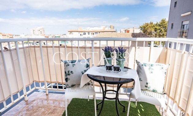 Odsprzedaż - Apartments -
Torrevieja - Torrevieja Centro