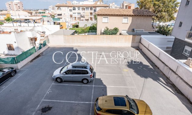 Odsprzedaż - Apartments -
Torrevieja - Torrevieja Centro