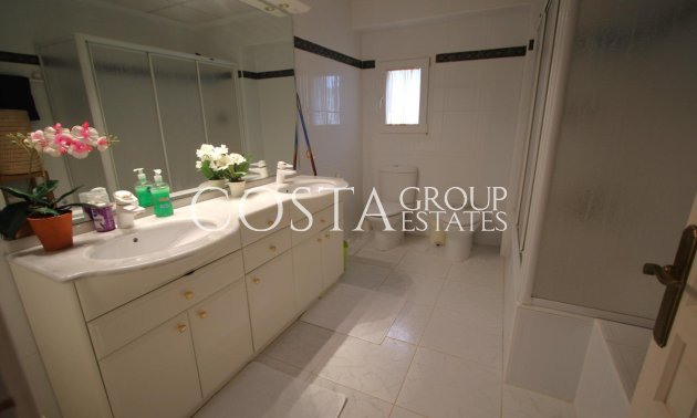 Herverkoop - Villa -
Calpe - la Canuta