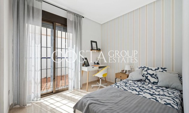 Resale - House -
San Miguel de Salinas - San Miguel de Salinas Centro