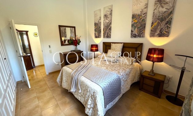 Herverkoop - Villa -
Lorca - Almendricos