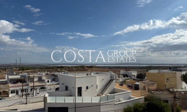 Revente - Villa -
San Miguel de Salinas - San Miguel de Salinas Centro