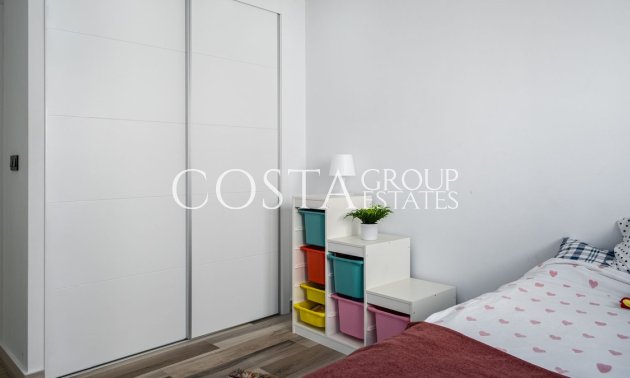 Resale - Villa -
Orihuela - Los Balcones