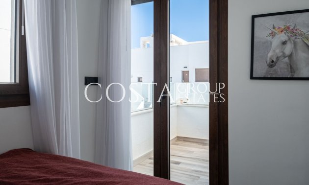 Resale - Villa -
Orihuela - Los Balcones