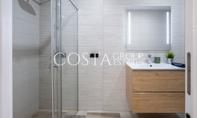 Resale - Villa -
Orihuela - Los Balcones